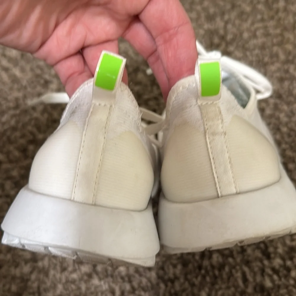 OOFOS Women's Athletic Shoes - White - Picture 2 of 6